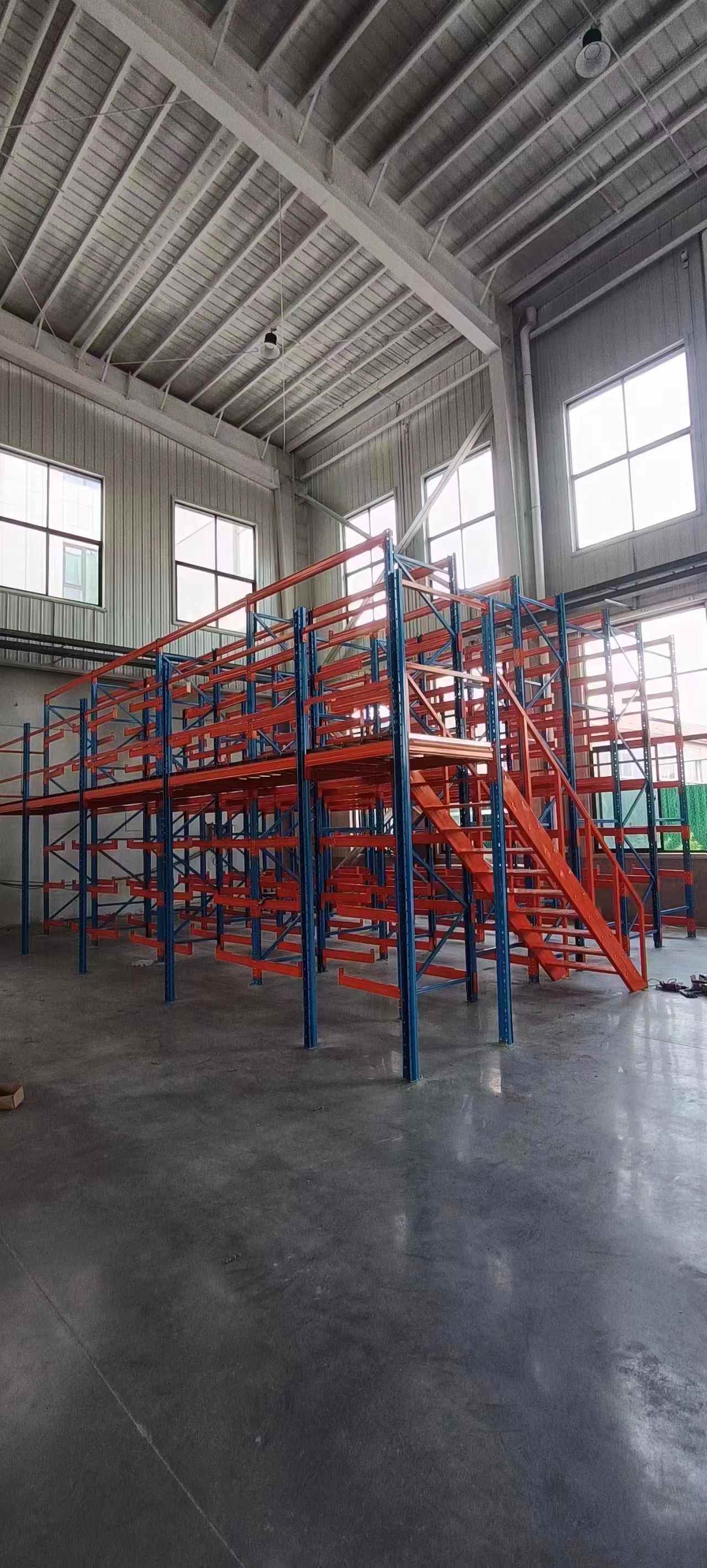 懸臂式閣樓貨架